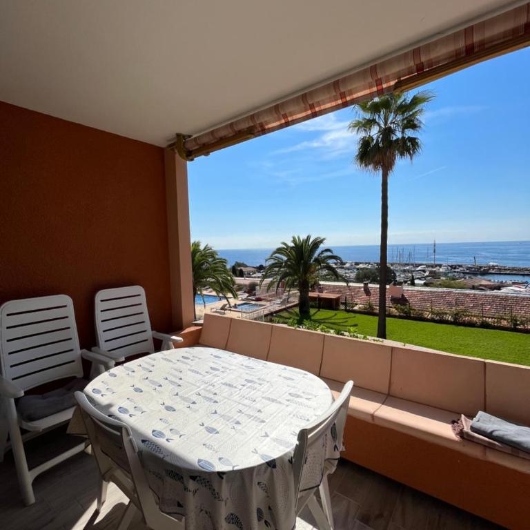 Appartement avec vue mer et piscine - Appartement 1 Chambre - 3