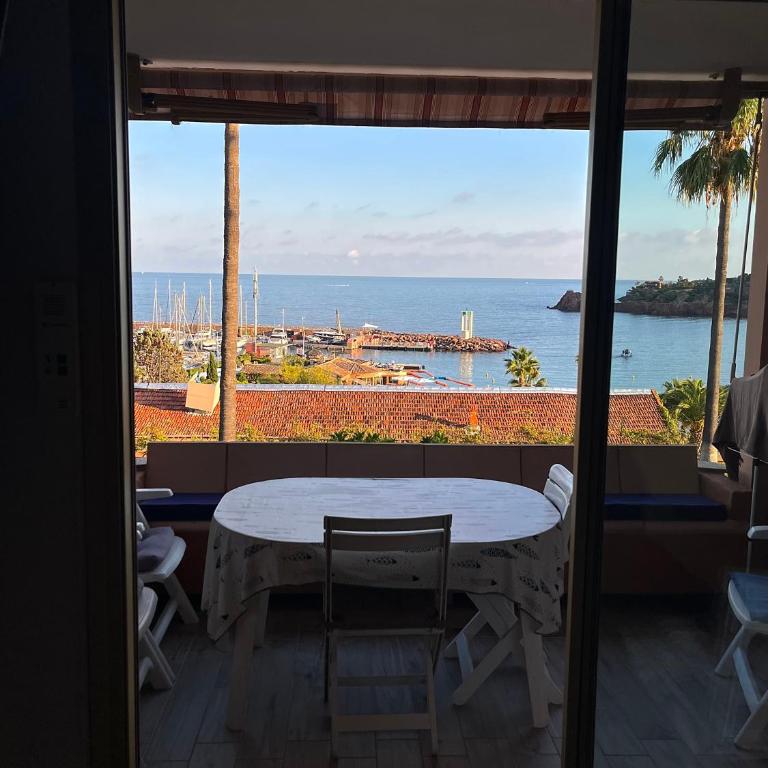 Appartement avec vue mer et piscine - Appartement 1 Chambre - 4