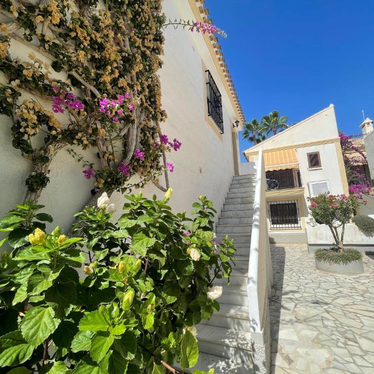 Lovely 1- bedroom rental with pool, close to the beach - Apartamento de 1 dormitorio - 23