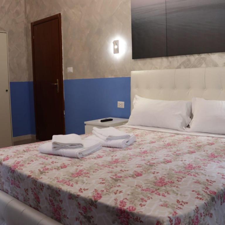Relaxon Guest House - Camera Matrimoniale con Bagno Privato - 13