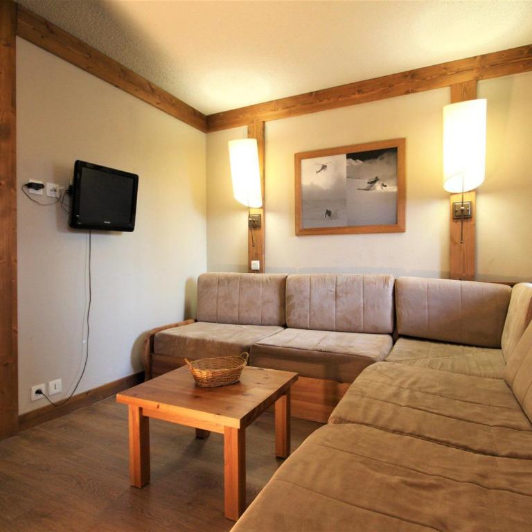 Studio agréable près des pistes avec terrasse et casier à skis - FR-1-181-2528 - Studio - 1
