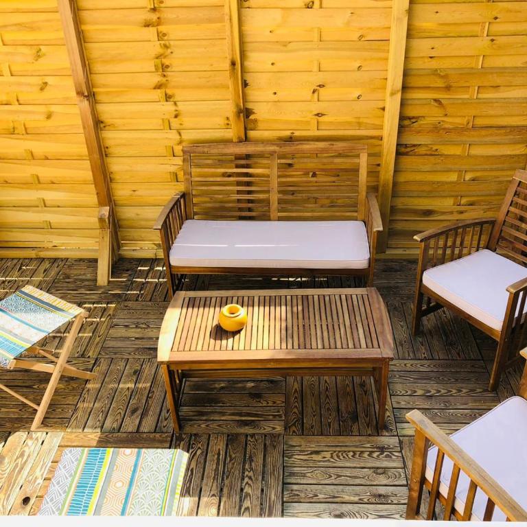 CASA DAHLIA - Charmant appartement équipé avec terrasse, 50m du port - Apartamento de 2 dormitorios con terraza - 16
