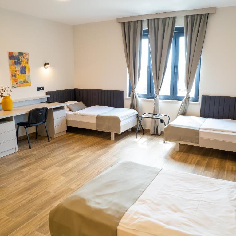 Hotel Verde - Trokrevetna Soba - 12