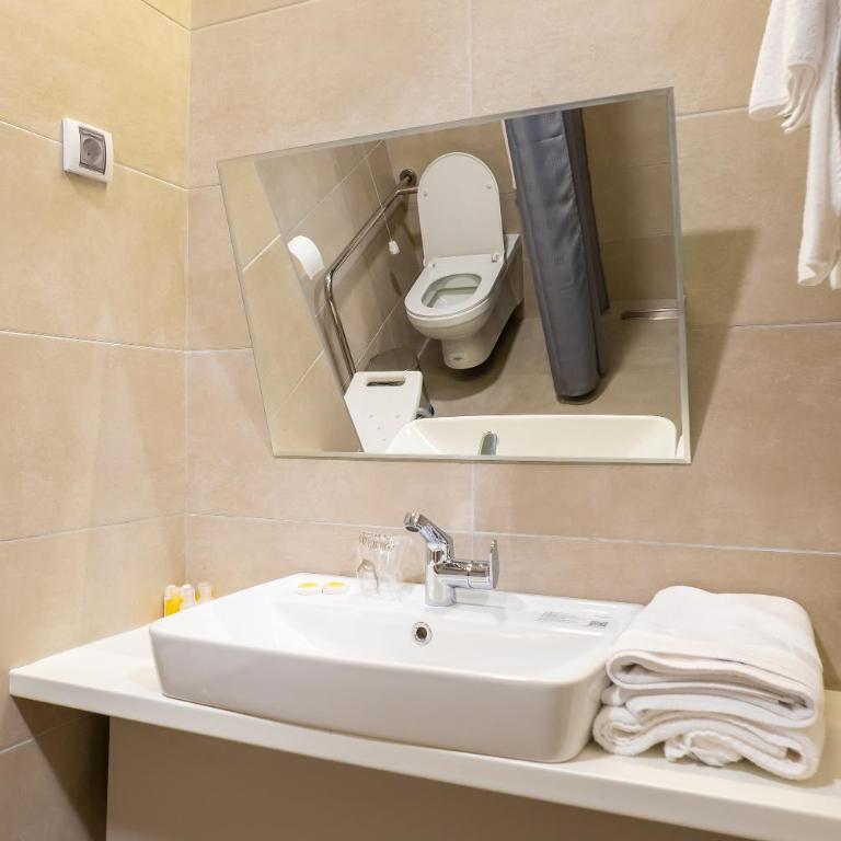 Hotel Verde - Dvokrevetna Soba sa Zasebnim Krevetima - Prilaz za Osobe sa Invaliditetom - 5