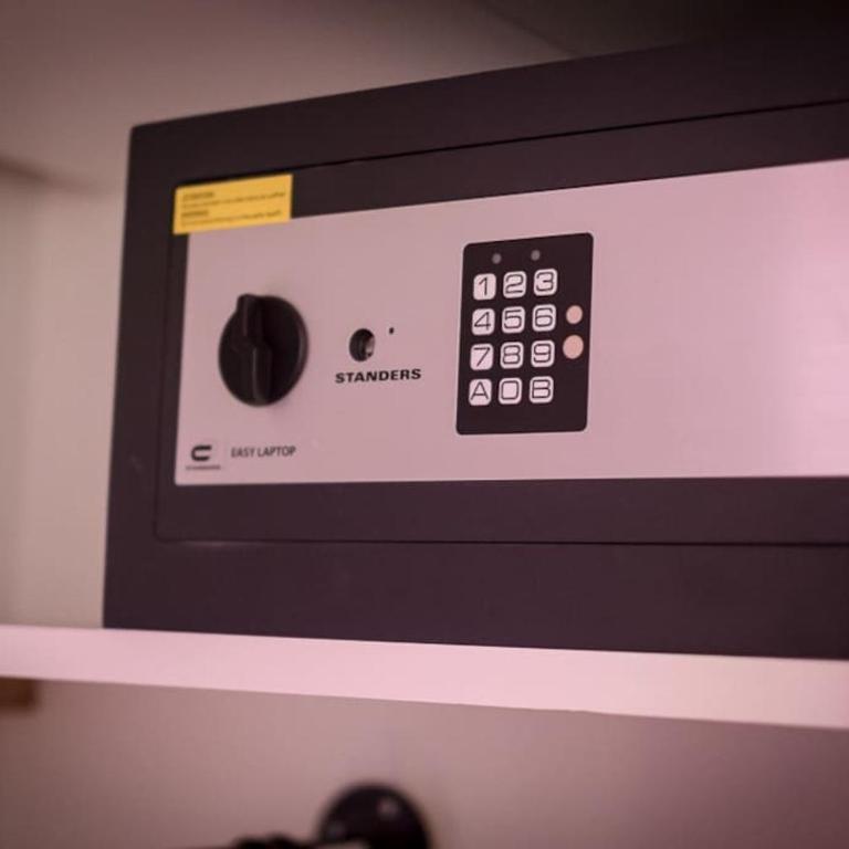 room five - parking, balnéothérapie, place nationale, un havre de paix - Appartement 1 Chambre - 50
