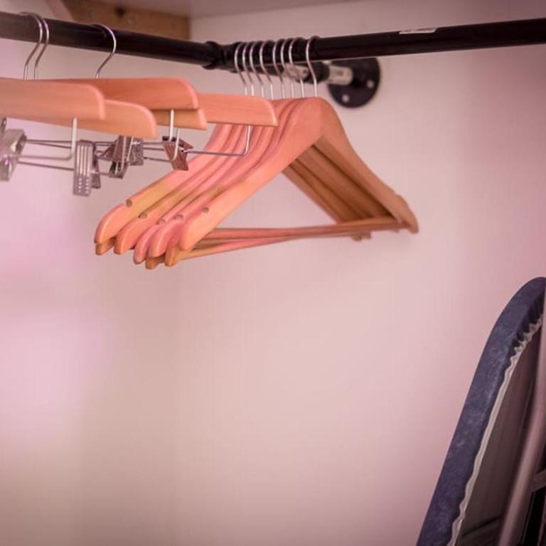 room five - parking, balnéothérapie, place nationale, un havre de paix - Appartement 1 Chambre - 46