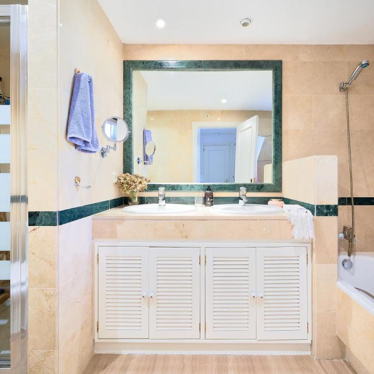 Marbella SunCity - Apartamento de 2 dormitorios - 12