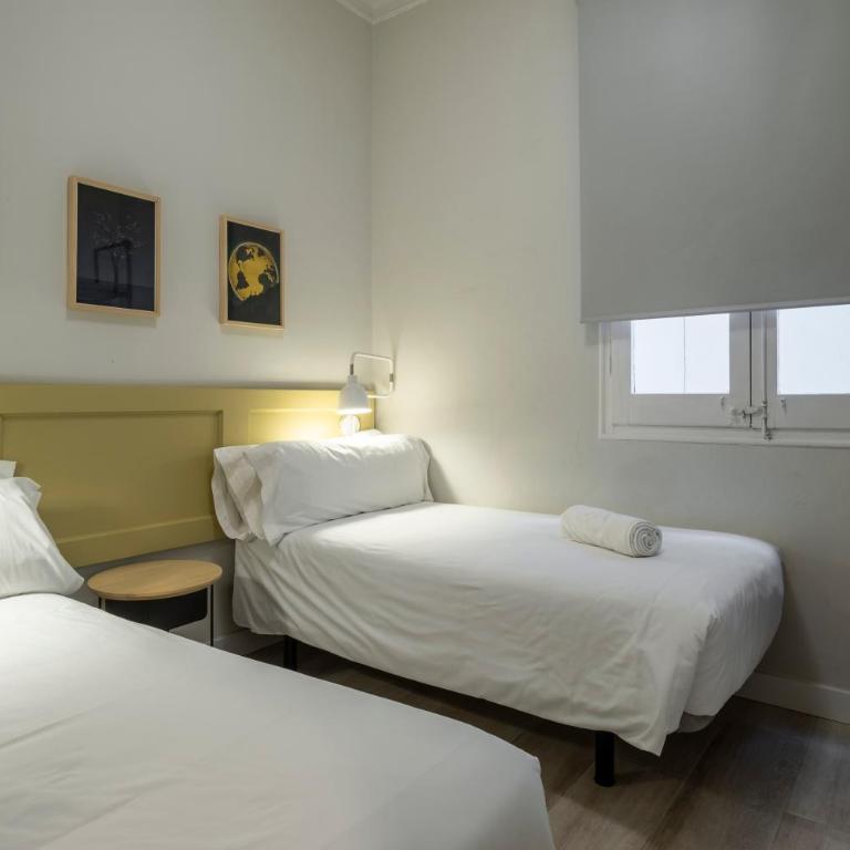 Aspasios Gracia Apartments - Apartment with Balcony - 13