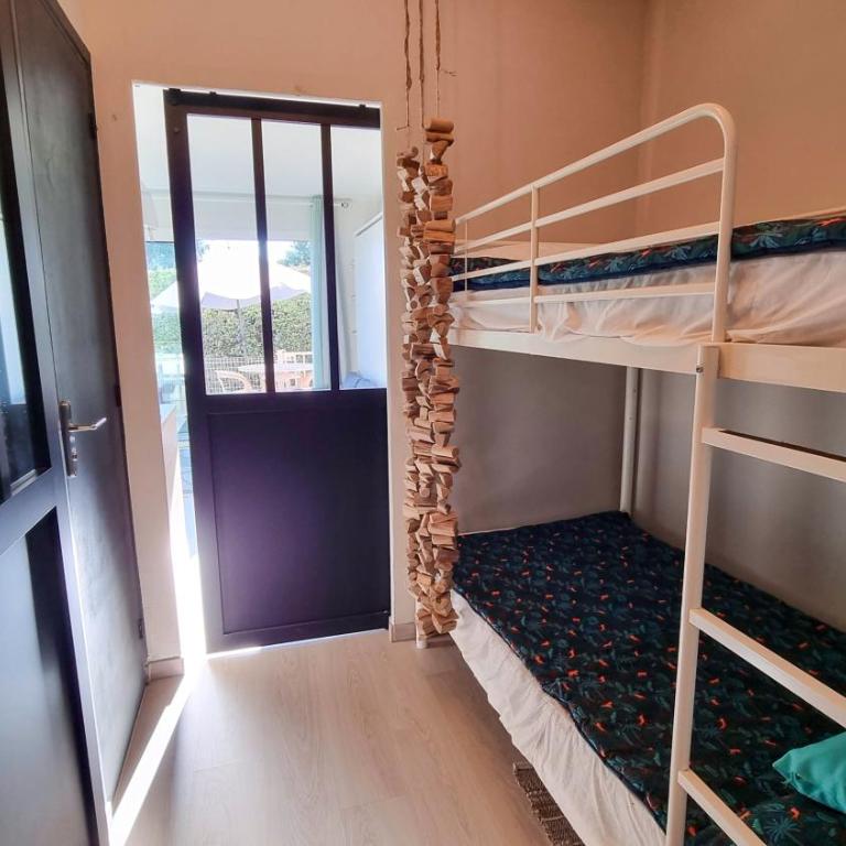 A 500 m bord de mer Giens - Studio - 4