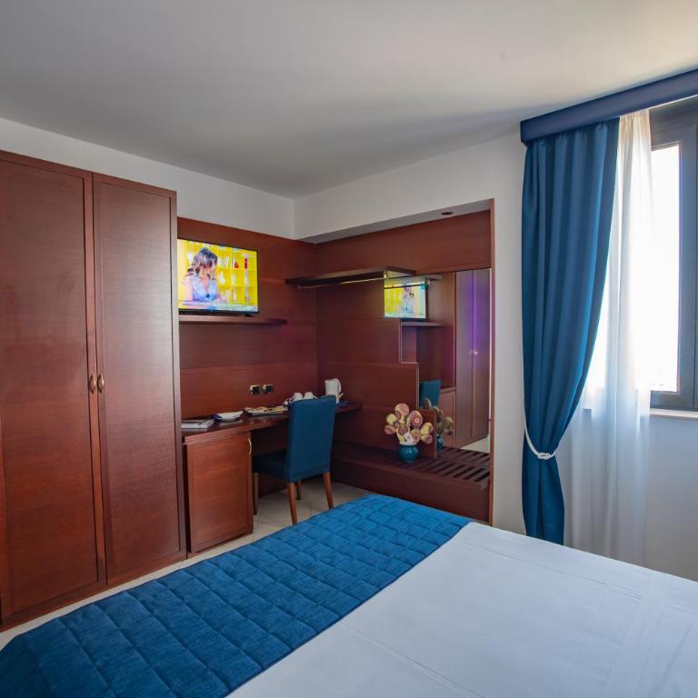 Best Western Hotel Nettuno - Camera Queen Superior con Vista Mare - Non Fumatori - 2