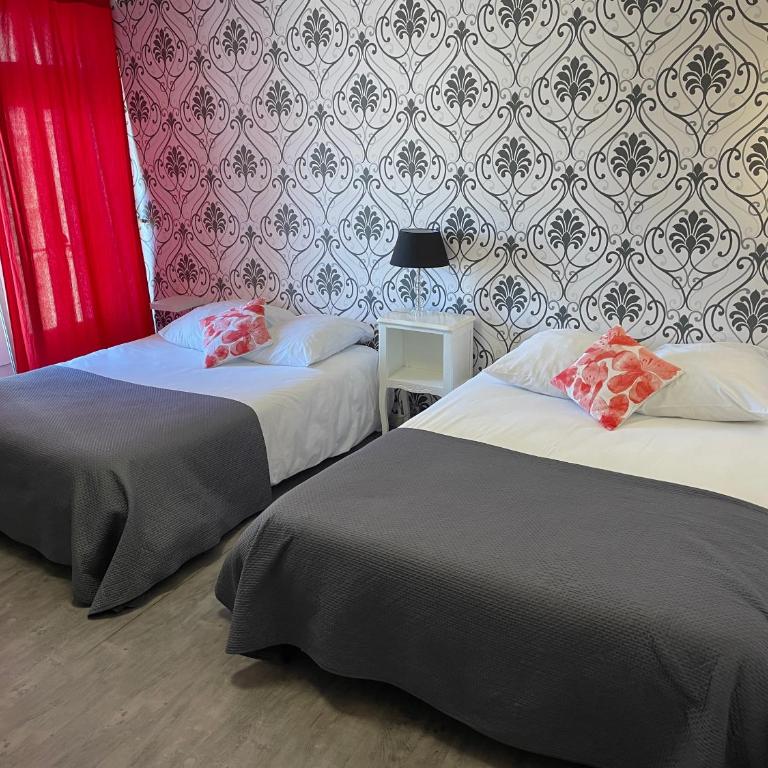 Hotel Au Chapon Fin - Chambre Quadruple - 13