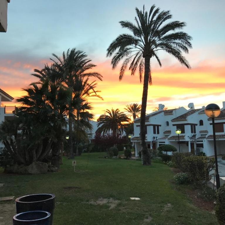 Primera línea de playa Julio y agosto, mínimo 7 días, de lunes a lunes - One-Bedroom Apartment - 29
