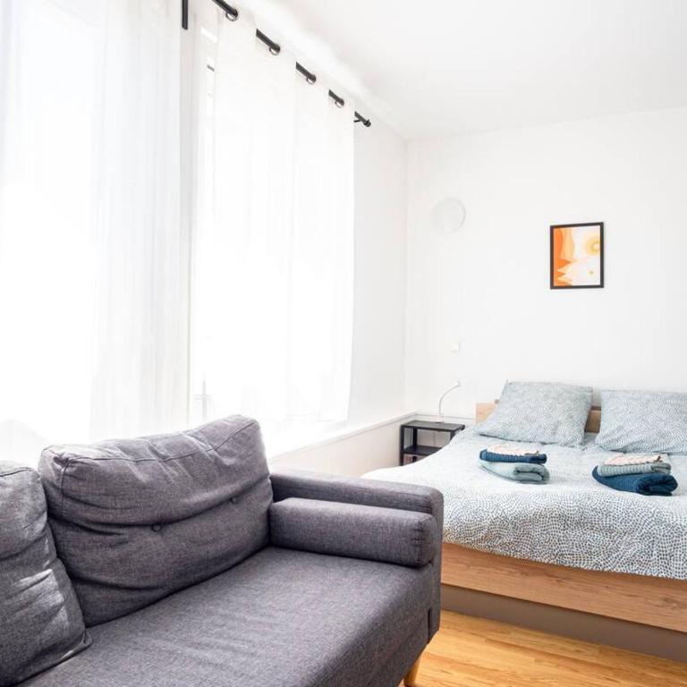 Dolce vita - proche gare - 3 chambres - 3 salles de bain - Apartment mit Dusche - 6