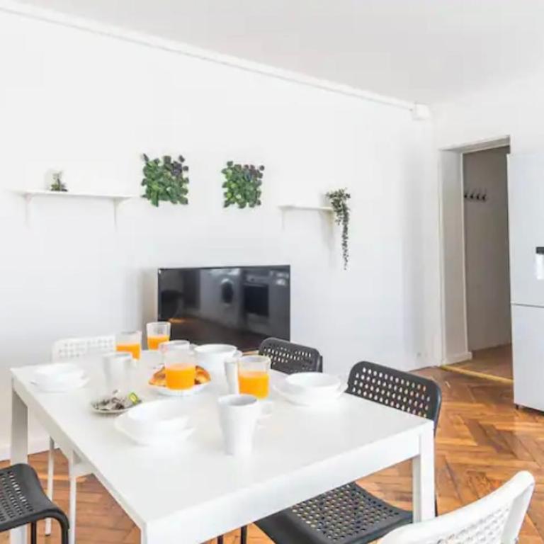 Dolce vita - proche gare - 3 chambres - 3 salles de bain - Apartment mit Dusche - 20