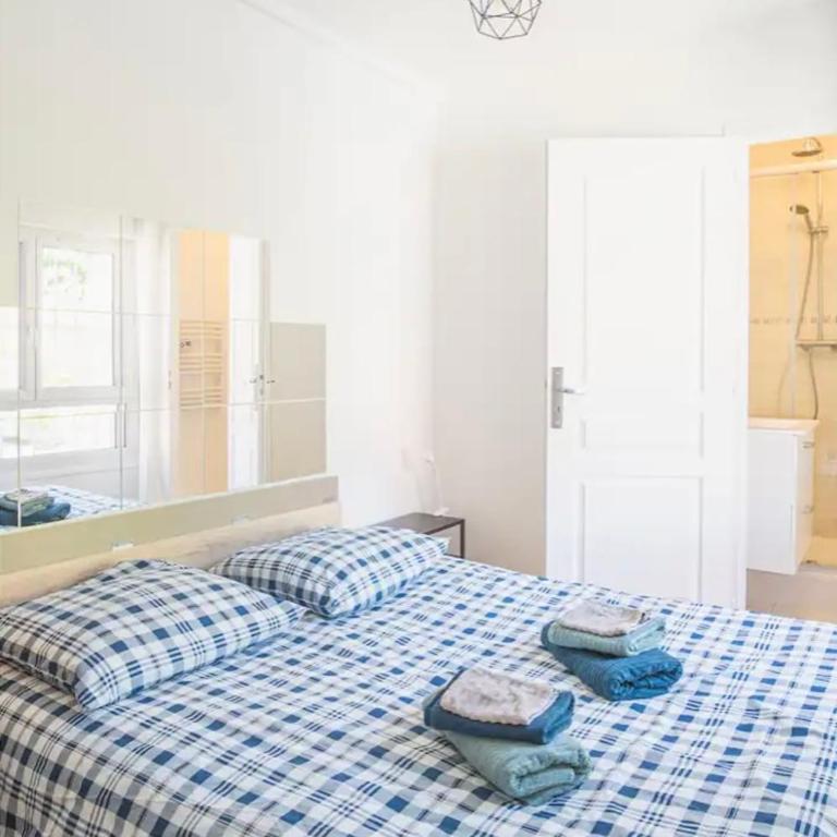 Dolce vita - proche gare - 3 chambres - 3 salles de bain - Apartment mit Dusche - 22