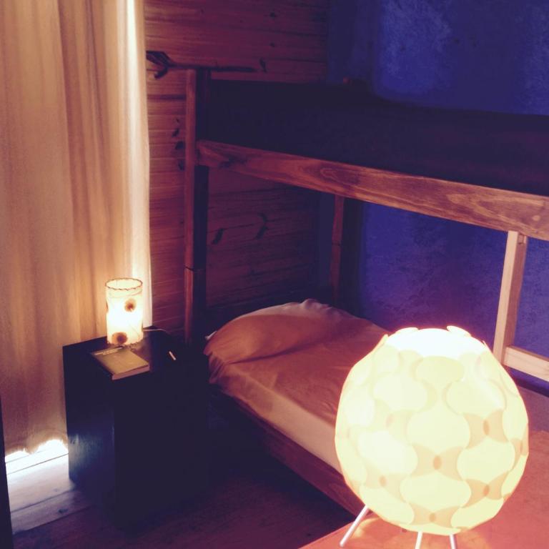 Hostel Vente al Diablo - Habitación Cuádruple con baño privado - 1