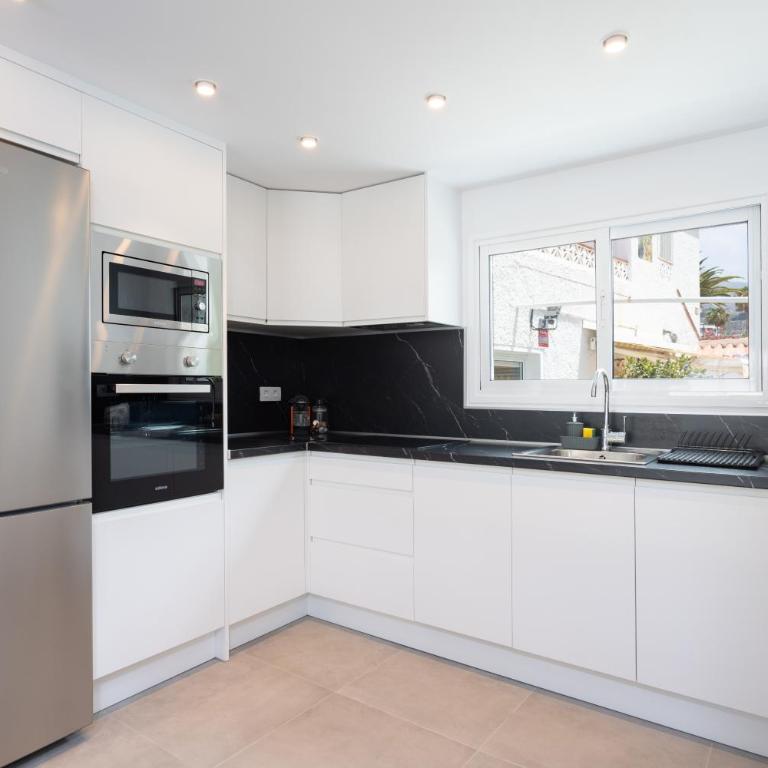 VILLA URBANIA Atico Deluxe By Sunkeyrents - Villa de 2 dormitorios - 6