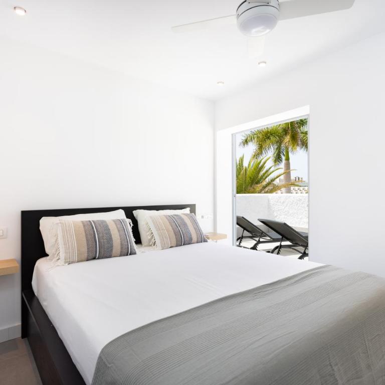 VILLA URBANIA Atico Deluxe By Sunkeyrents - Villa de 2 dormitorios - 4