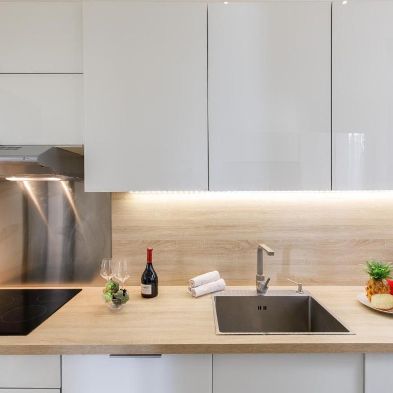 Stylish Town House with 3 bedrooms and private parking - Appartement 3 Chambres - 16