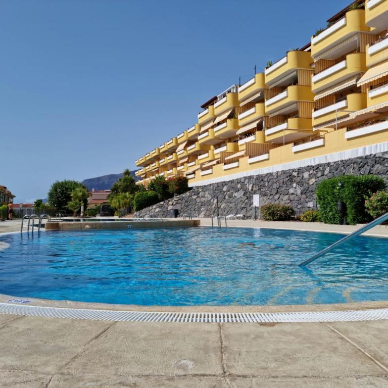 Spacious Apartment with Garden & Terrace - Apartment - Ground Floor - 33