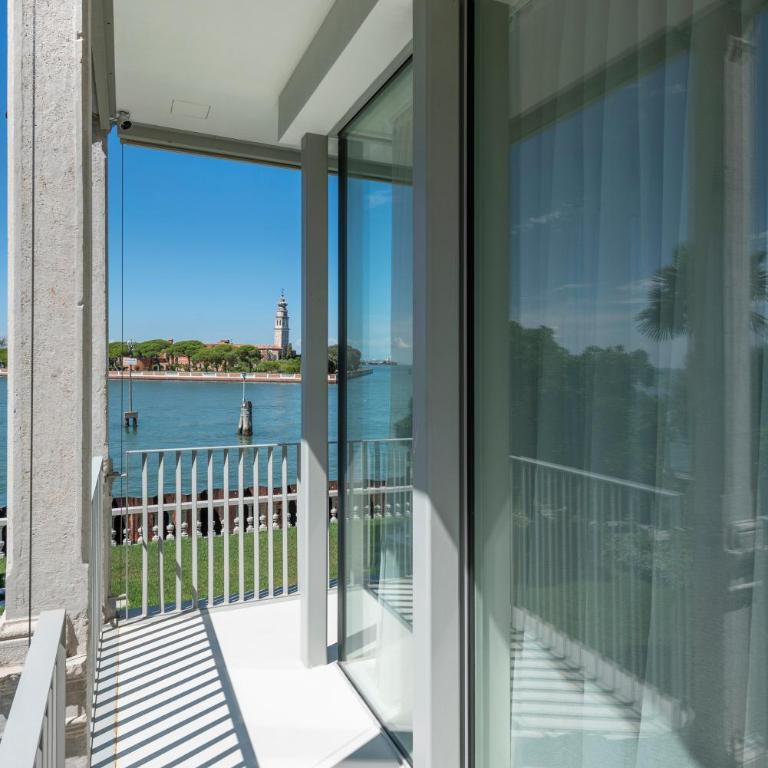 Ca' delle Contesse - Villa on lagoon with private dock and spectacular view - Villa - 3