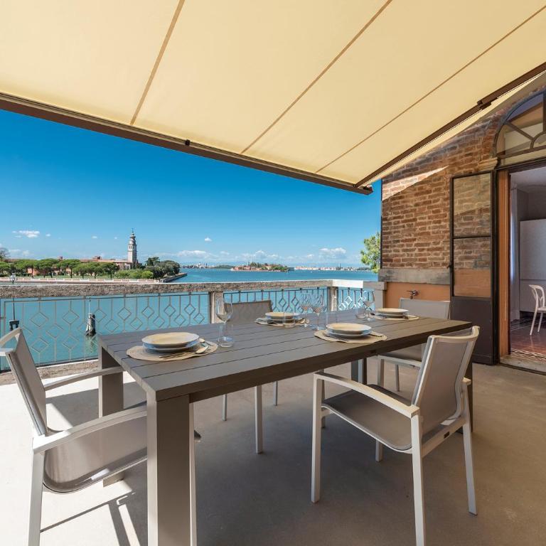 Ca' delle Contesse - Villa on lagoon with private dock and spectacular view - Villa - 22