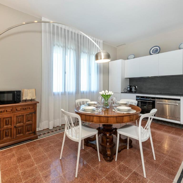 Ca' delle Contesse - Villa on lagoon with private dock and spectacular view - Villa - 24