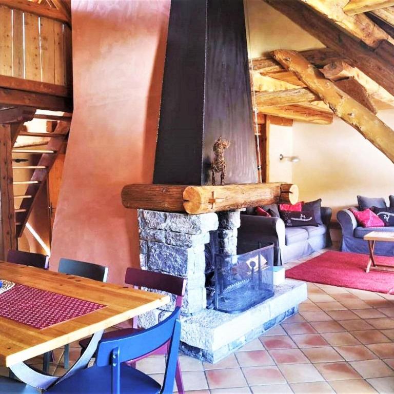 Villa in Le Monêtier-les-Bains - Maison de Vacances 4 Chambres - 7