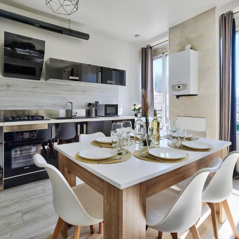Appartement Cosy Bourgoin - Gare & Centre - Two-Bedroom Apartment - 4