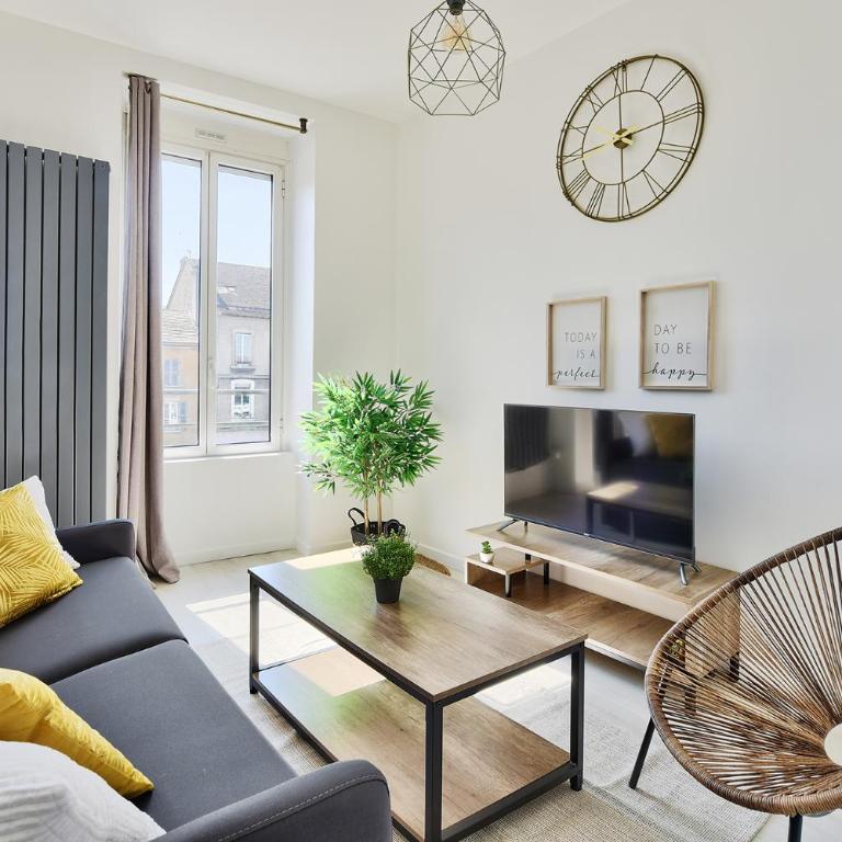 Appartement Cosy Bourgoin - Gare & Centre - Two-Bedroom Apartment - 6