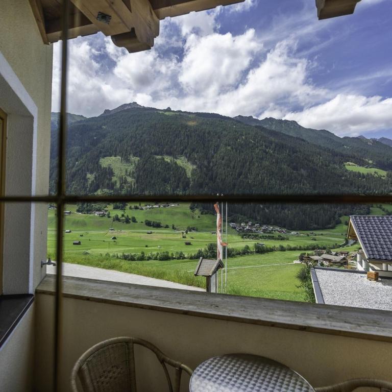 Apartment in Neustift near Ski Lift - Apartment - 13