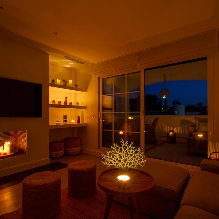 MARBELLA BANUS SUITES - Villa Marina Banús Beach Apartment - Apartment with Pool View - 38
