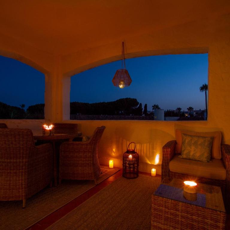 MARBELLA BANUS SUITES - Villa Marina Banús Beach Apartment - Apartment with Pool View - 50