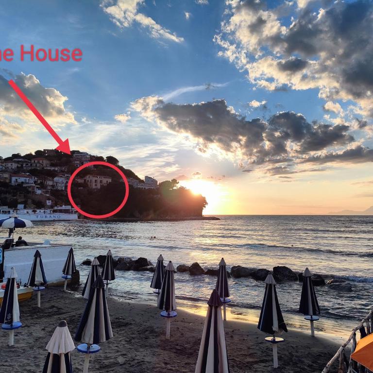 Panoramic Apartments in Villa in Center "The Beach and The Cliff" 1 - Appartamento con Vista Mare - 14