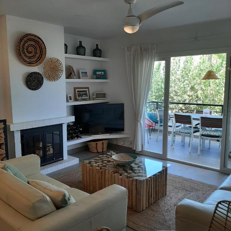 Beautiful Apartment in Pollença Gotmar - Three-Bedroom Apartment - 9