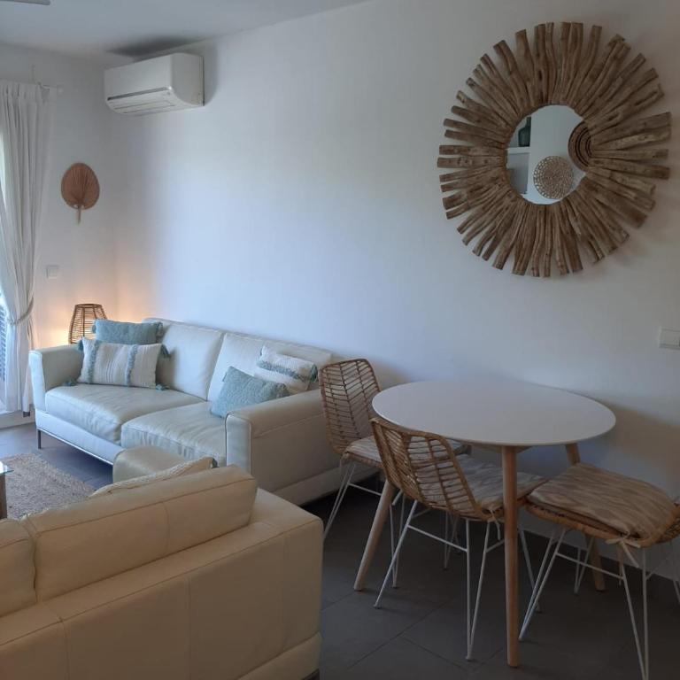 Beautiful Apartment in Pollença Gotmar - Three-Bedroom Apartment - 11