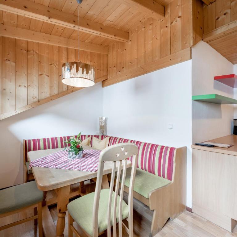 Apart Holiday - Apartment mit 3 Schlafzimmern - 8
