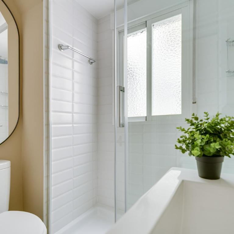 Alicante City Center Apartment - One-Bedroom Apartment - 6