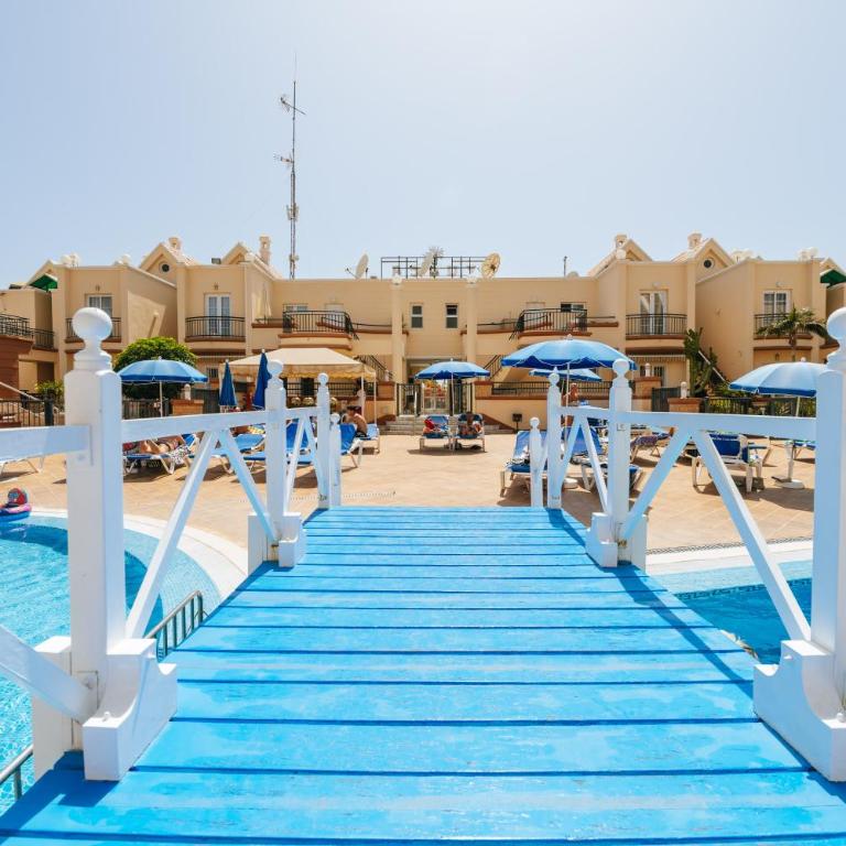 Amazing renovated pool view Apt, Aircon, 2 min to Fañabe Beach - Apartamento Superior - 17