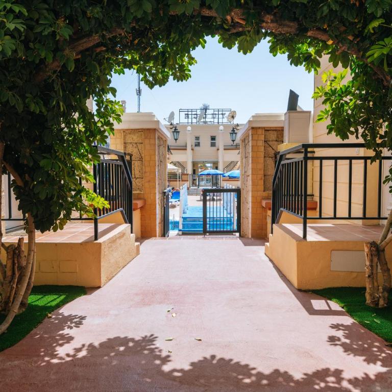 Amazing renovated pool view Apt, Aircon, 2 min to Fañabe Beach - Apartamento Superior - 38