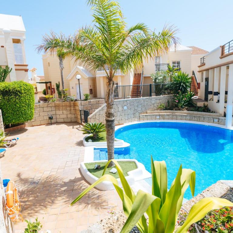 Amazing renovated pool view Apt, Aircon, 2 min to Fañabe Beach - Apartamento Superior - 3