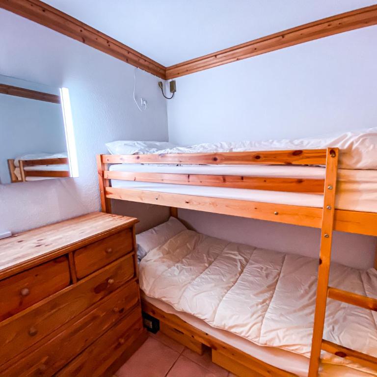 SkiMottaret - Appartement avec Vue sur la Montagne - 17