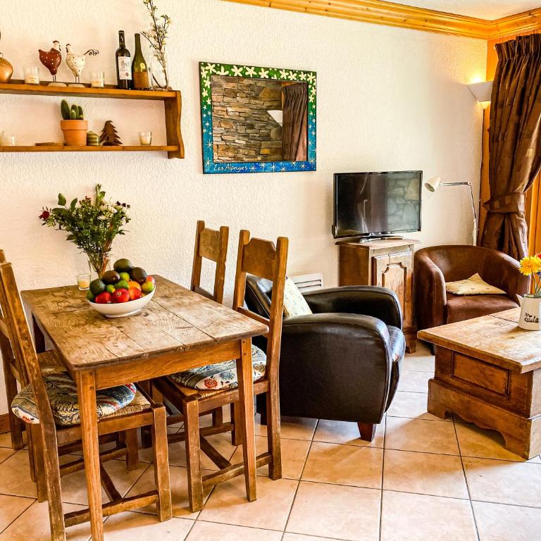 SkiMottaret - Appartement avec Vue sur la Montagne - 8