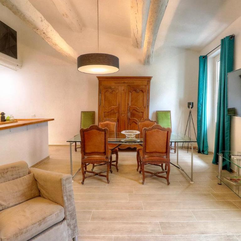 Les Remparts Antibes Location - Appartement 2 Chambres - 17