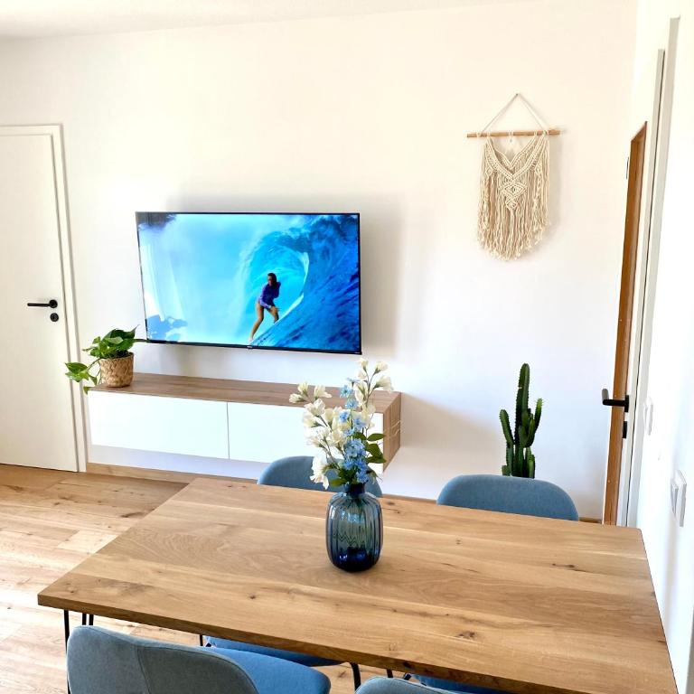 Jungle Suite mit Balkon I Parkplatz I Zentrum - Apartment mit 1 Schlafzimmer - 24