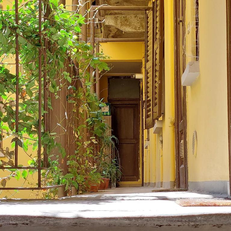 2 Via Fabio Mangone - Appartamento con 1 Camera da Letto - 26