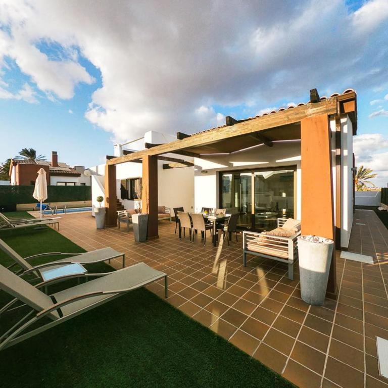 Villa James - Three-Bedroom Villa - 1