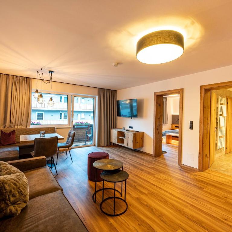 Rustika - Appartements & Spa - Apartment mit Balkon - 3