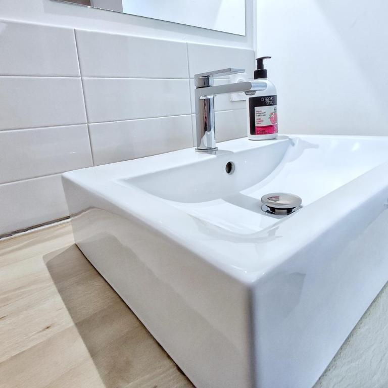 L'Escale cocooning T3 Centre ville - Two-Bedroom Apartment - 3
