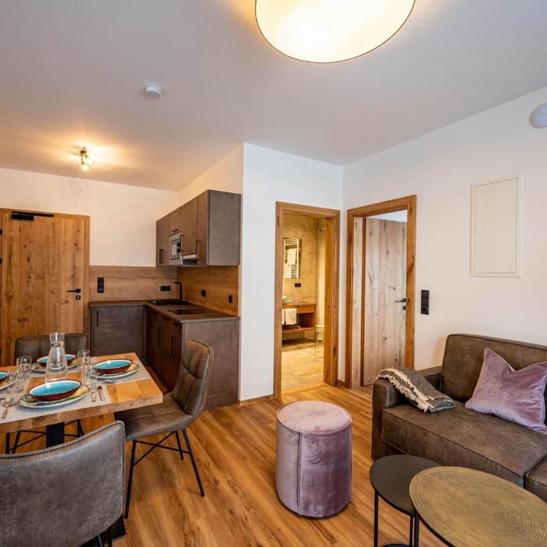 Rustika - Appartements & Spa - Apartment mit Terrasse - 9